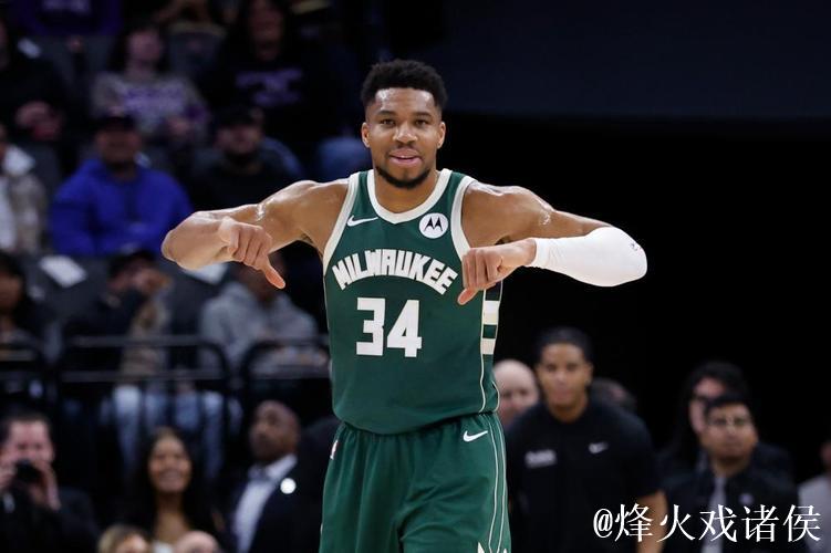 字母哥37+11拉文复出20分 雄鹿客场大胜国王