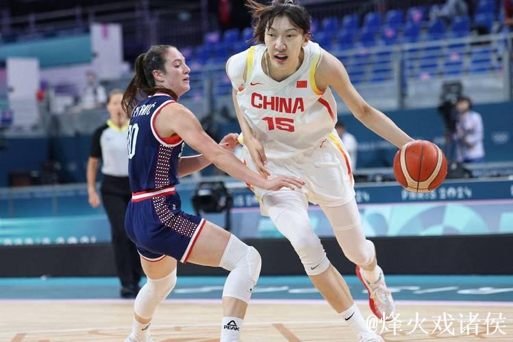 中国女篮两战净负23分小组垫底 仍有出线机会 中国女篮两战净负23分小组垫底 仍有出线机会